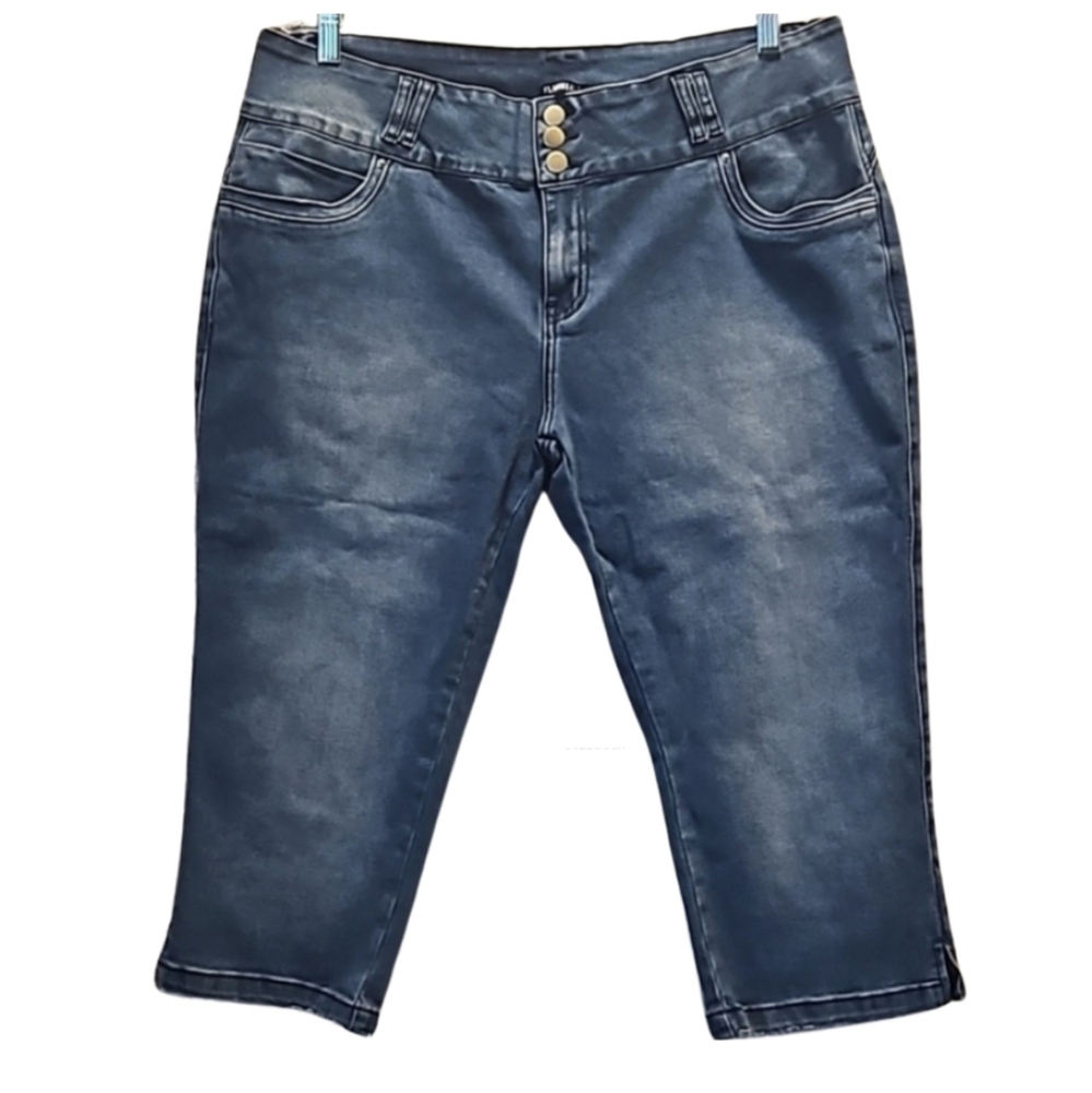 FLAMINGALS 3X Crop Jeans 👖Soft & Stretchy & Comfy! Q-1383